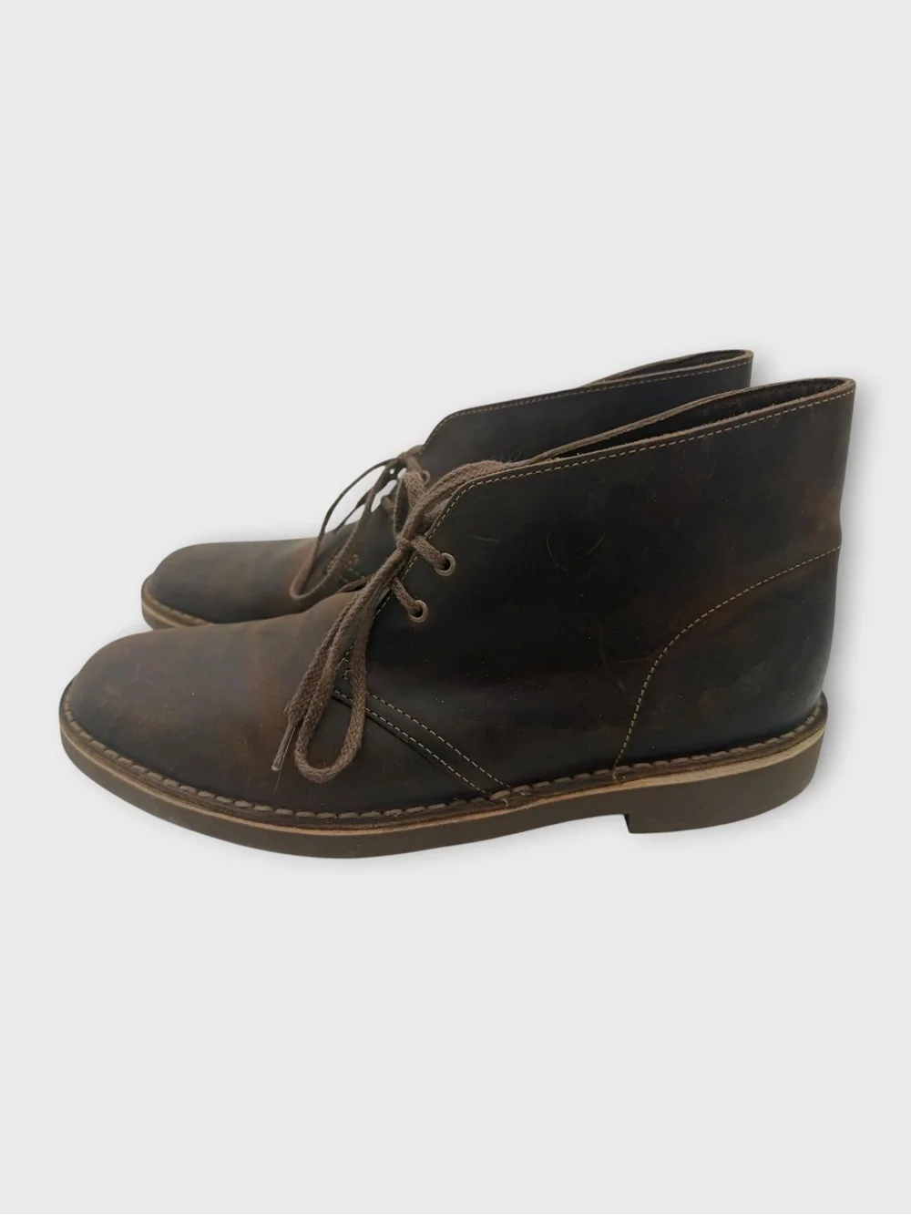 Clark’s Leather Chukka Boots - Classic Lace-Up Style Size 10.5 NICE!!